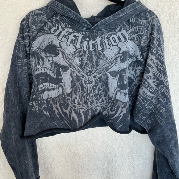 Affliction Tops - Affliction Black and Gray Skull Crop Top